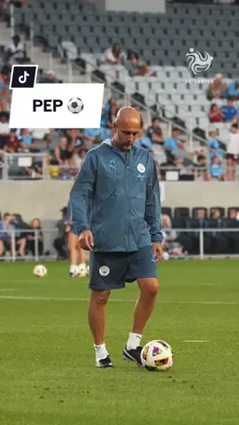 Pep tekkers 😮‍💨 #ManCity #PepGuardiola #Sportstok #Soccer #Football #FcSeries 