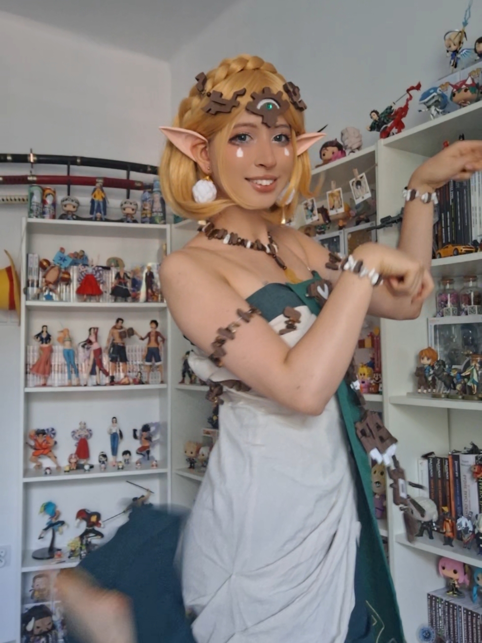 My Zelda cosplay #zeldacosplay #zeldatearsofthekingdom #zelda #fyp #nintendo #cosplay #nintendocosplay 