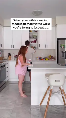 Ladies and their cleaning modes 😅😂 #alexanderfamily #husbandandwife #comedy #mom #dad 