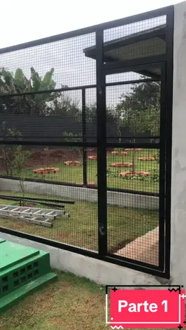 Galinheiro para casa de altíssimo padrão!  #serralheria #serralheirosdobrasil #serralheiro #serralheriaartistica #ideias #curiosidades #casa #cachorro #arquitectura #arquitetura 