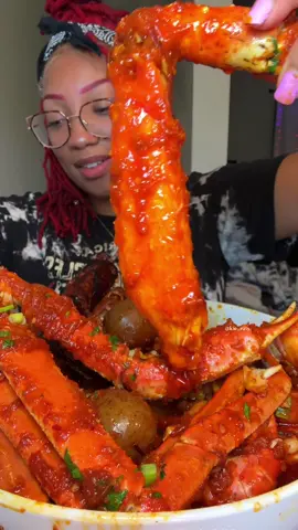 #creatorsearchinsights Made a seafood boil 🦞 🦐 🌽 🥔 🥚 🦀 with king crab, jumbo snow crab, mega prawns, lobster,  potatoes, sausage, and corn. #asmr #seafood #seafoodboil #kingcrab #shrimp #snowcrab #mukbang #fyp #fypツ 