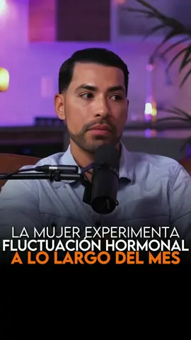 𝑨 𝒑𝒆𝒔𝒂𝒓 𝒅𝒆 𝒍𝒐 𝒒𝒖𝒆 𝒑𝒊𝒆𝒏𝒔𝒆𝒔, 𝒄𝒐𝒎𝒐 𝒎𝒖𝒋𝒆𝒓 𝒏𝒐 𝒑𝒖𝒆𝒅𝒆𝒔 𝒆𝒏𝒕𝒓𝒆𝒏𝒂𝒓 𝑫𝑼𝑹𝑶 𝒕𝒐𝒅𝒐 𝒆𝒍 𝒎𝒆𝒔. 💪🏼 La fluctuación hormonal a lo largo del ciclo menstrual afecta tu rendimiento y recuperación. En algunos momentos, es recomendable hacer ejercicios intensos, mientras que en otros es mejor reducir la intensidad para evitar el agotamiento y mejorar tu bienestar. Escucha a tu cuerpo y ajusta tu entrenamiento según las necesidades de cada fase de tu ciclo. 🏋️‍♀️✨ #EntrenamientoFemenino #CicloMenstrual #FluctuaciónHormonal #FitnessFemenino #EntrenamientoInteligente #SaludHormonal #EjercicioYSalud #RendimientoDeportico #BienestarFemenino #EntrenamientoPersonalizado #CuidadoDelCuerpo #CicloMenstrualYDeporte #AdaptaciónDeEntrenamiento #SaludYFitness #EjercicioConCiclo #FasesDelCiclo #EntrenamientoYHormonas #FitnessAdaptado #SaludIntegral #EjercicioInteligente