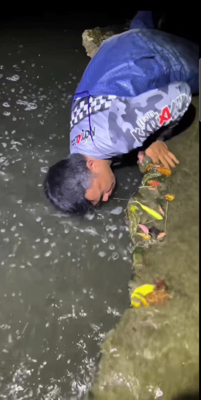 pesca en las cue vas #pesca #mar #fishing #fishman 