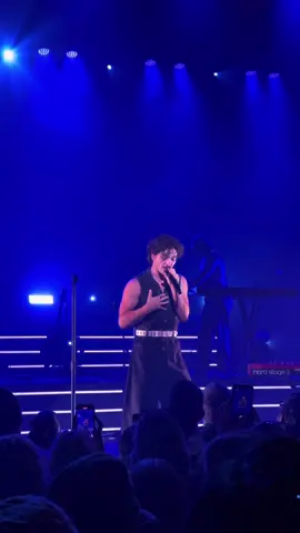 Forever obsessed  🌻🌻 💫💫 #bensonboone #bensonboonemusic #lollapalooza #chicano #bensonbooneconcert #foreverandaday  