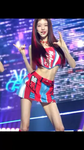 She's Wongyoung, and she is a k-pop idol trapped in the supermodel's body. #wongyoung #Ana #skinny #fyp #tca #kpop 