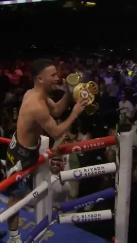 RAYO BEATS PITBULL BY SPLIT DECISION 🏆 #trboxing #boxing #toprank #boxeo #mexico 