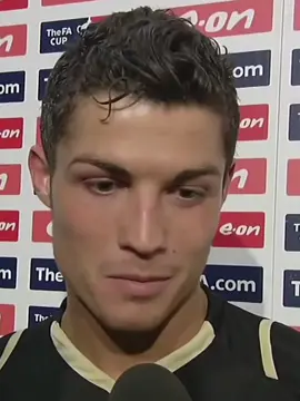 CRISTIANO DANDO ENTREVISTA  #cristianoronaldo #fy #cr7 #edit  #viraliza #entrevista #foryoupage 
