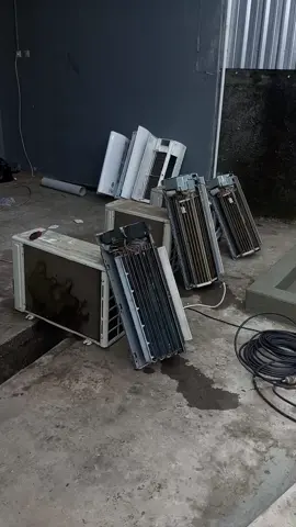 minggu aktif bongkar pasang ac 3unit ❄ #servisacklaten #teknisiacindonesia #businessowner #bismillahrame #teknisiac #perawatanac #servisac #sukoharjomakmur #sukoharjomakmur #fyp #fy 