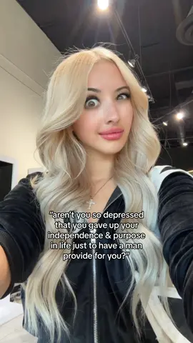 DON’T SAVE ME, I DON’T WANNA BE SAVED‼️‼️‼️ #sprinklesprinkle #princesstreatment #softlife #luckygirlsyndrome #sheraseven #feminineenergy #niatoks #boyfriendgoals #highvaluewoman #5050relationships #thewizardliz #housewife #trophywife #luxurylife 