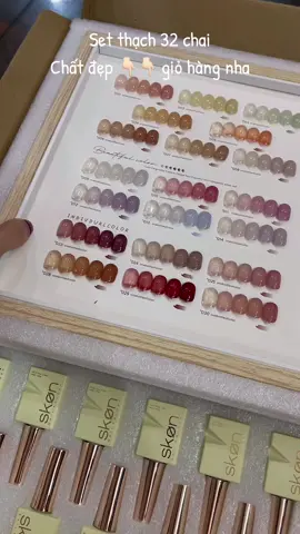 Set thạch đục 32 chai kèm bảng màu. . Vài trăm thôi ạ