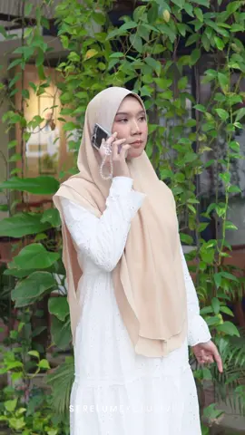 Jap ya nak call admin serelum nak tanya stok banyak lagi ke kita nak borong ni 🤭