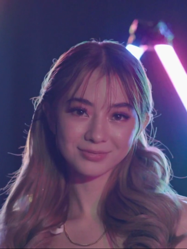 Siya na talaga ‘to! More than 5 million followers?!😱 Lumaki sa hirap, pero nagsumikap para sa pamilya! Hindi magpapa-kabog sa mga bashers at haters ‘to!💅🏻 Ang Anakabogerang Influencer ng Mandaluyong, Fyang! #PBBGen11SecondNomi