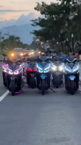 kumpulan motor Vario variasi🥶 #kencang #variobekvariasi #varionation #varionation #variomodifikasi125old 