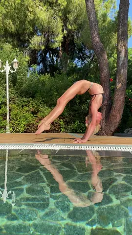 Relaxing 😎 🦋🧚‍♀️ 🤸‍♀️#yogadaily #reelstop #flexiblechallenge #yogagirls #acrobats #acrobatic #reelstop #handbalancing #handbalance  #acrobalance #flexibilitygoals #handstands #handstandtraining #top10 #balancing #flexibilitychallenge #balancingact #yogafitness #yogachallange #armbalances #armbalanceaddict #acrobalance #armbalance #гибкость #йога #flexibility #flexibilitytraining #recom #recommend #turkeytiktok 