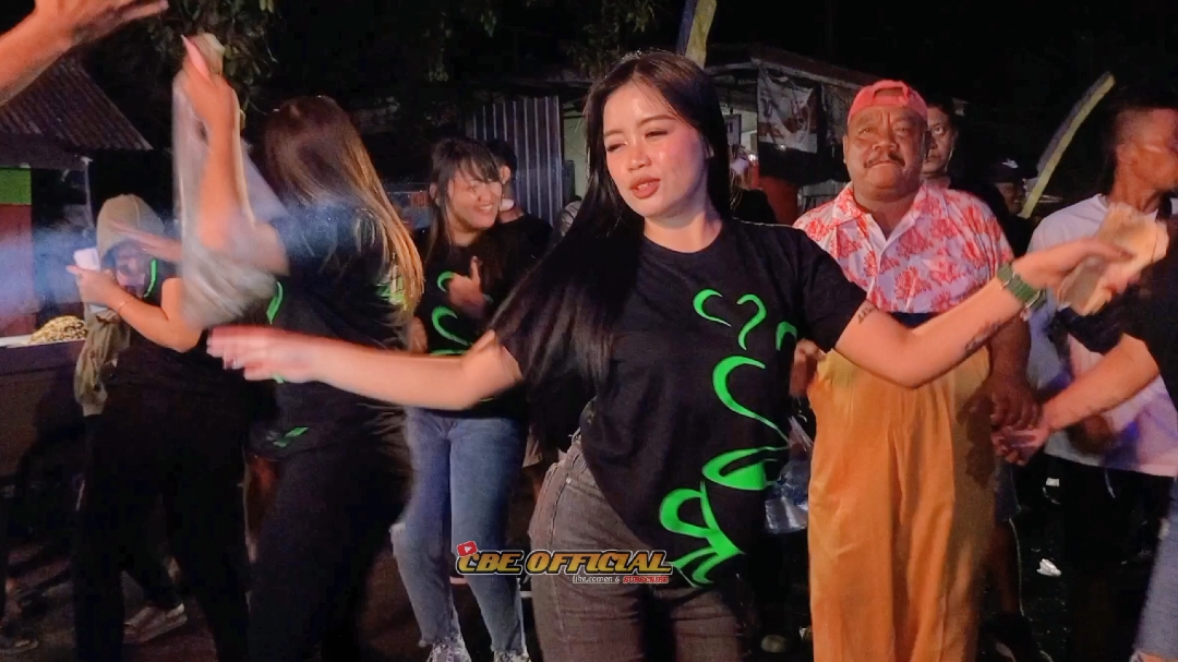 Woko channel pak ndut & dakrim ikut karnafal jegu sutojayan blitar #wnwaudioblitar  #pakndut  #wokochannel  #karnaval  #sound  #blitar 