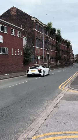 fast LFA #foryoupage #fyp #fypage #foryourpage #supercar #carshow #carmeet #loud #v10 #acceleration #fastcar #lexuslfa #LFA #lexus 