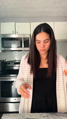 Happy Sunday Family! 🙏🏻💖 #mom #MomsofTikTok #momlife #momtok #mamá #mamalatina #mamaslatinas #mamasdetiktok #morning #morningroutine #morningvibes #morningvlog #morninginmylife #morninginthelife #Vlog #vlogs #minivlog #minivlogs #routine #routines #happysunday #happysundayeveryone 