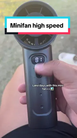 Replying to @Geeknailss Beach or Lake days? #foryou #foryoupage #minifan #handheldfan #portablefan #minifans #lakeday #beachday 