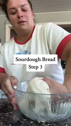 Replying to @Rachy 🎧🎤🎶🐻  Step 3 👇🏼 - 220g active starter at its peak - mix together - 20g salt - splash of filtered water - mix together- - sit covered for 10 minutes - - stretch & folds for 10 minutes - - cover and set timer for 1 hour - #sourdough #sourdoughtutorial #breadtok 
