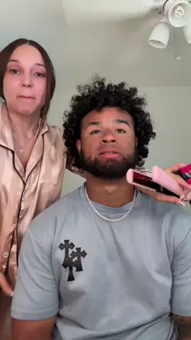 pov no tienes amigas