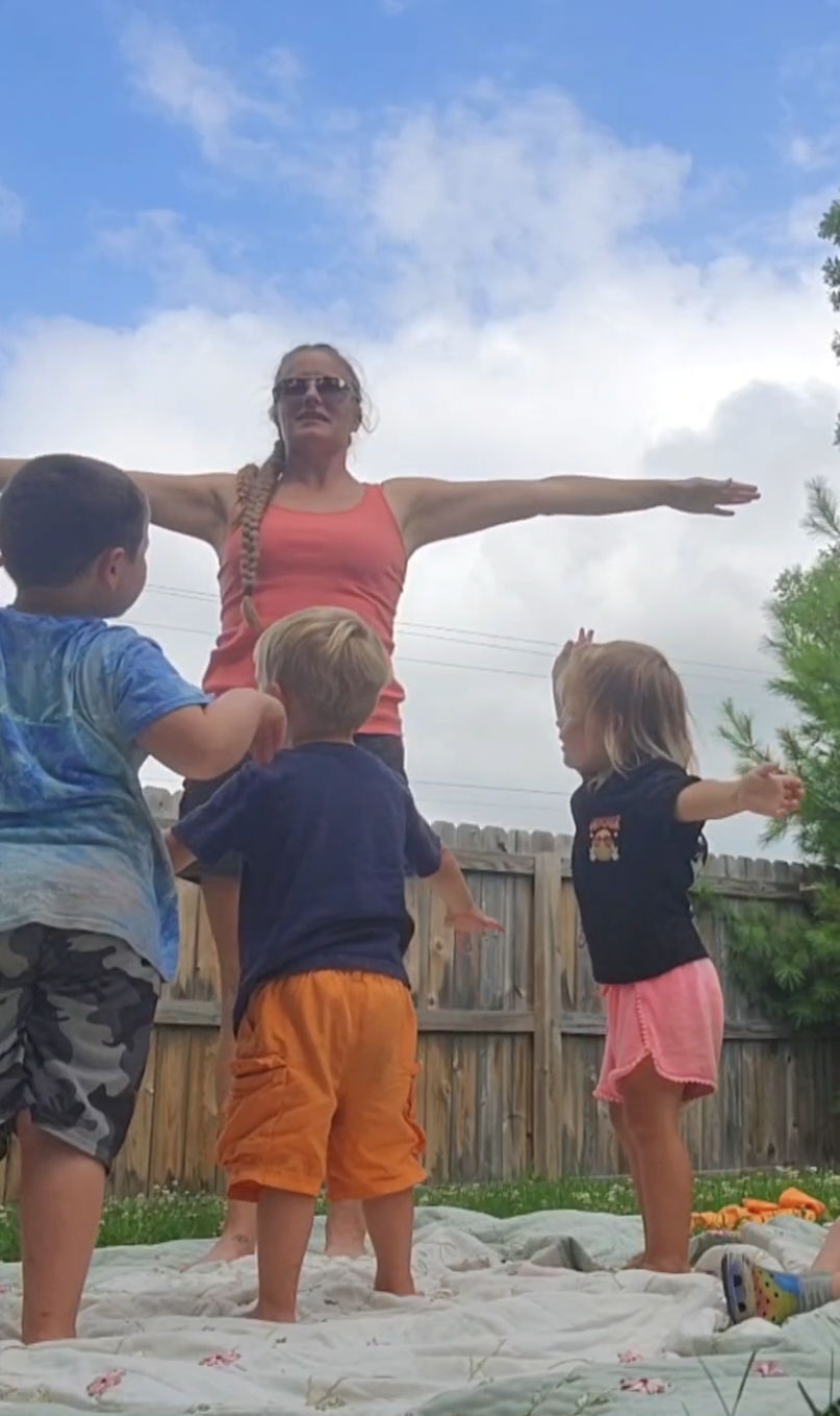 Backyard Yoga- moving like the birds we hear chirping in the trees 🐦 #foryou #foryourpage  #childrensyoga #kids #yogakids #familyyoga #yogalife #yogateacher #mindfulkids #namaste #kidsyoga #yoga #childcare #momlife #mindfulness #yogaforkids #kidsyogateacher #yogaforall #yogaeverywhere #bird #littleyogi #toddleryoga #yogawithkids #onlineyoga #yogamom #yogaposes #SelfCare #stretch #together #connect #breath #move #outdoorclassroom