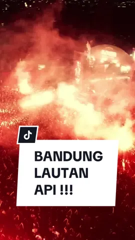 BANDUNG LAUTAN API 🔥🔥🔥 #rebellionrose #rebelliondate #akukamudansamudra #terimakasih #flowercityfest2024 