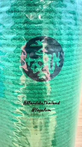 Manduka PROlite® yoga mat 4.7mm - Eden #MandukaThailand #YogaAum #Manduka #YogaAumStore  #MandukaMat #MandukaPROSeries #ProliteMat #MandukaProliteMat  #YogaMats #BestYogaMats #Yoga #onthisday #เทรนด์วันนี้