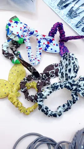 Ikat rambut pita chibi lucu 💕 #ikatrambut #ikatrambutviral #ikatrambutkorea #elastic #pouch #hairtie #hairaccessories #hairband #rambut #hairties #hairtieseverywhere 