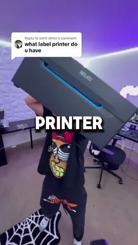 Replying to @santi shmu hope this helps! 🙏🏽 #graphicdesign #clothingbrand #streetwear #boxytee #croppedtshirt #fyp #trendingtshirt #boxytee 