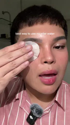 Removes impurities and even waterproof makeup in just one swipe!! No rubbing needed, watch the vid to see how 💞💞 @garnierph #Skincare #GarnierMicellarWater