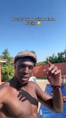 En la piscinune
