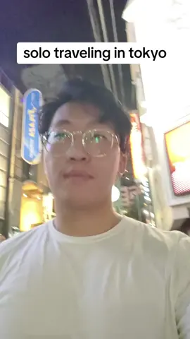 what it's like to solo travel in tokyo