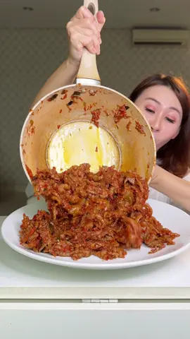 Ceker tanpa tulang terenak gak sih ini …. Cekernya tebel kenyel , bumbu nya berani maknyusss  #sibungbung #kulinerviral #reviewmakanan #cekertanpatulang#dapoerirda 