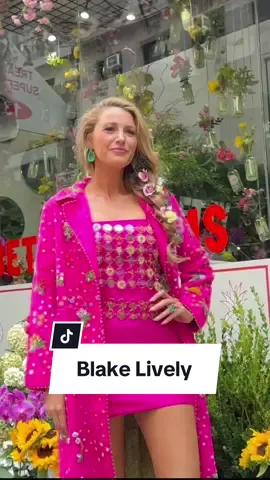 Spotted: #BlakeLively promoting her new movie #ItEndsWithUs in #NYC. #voguegermany #blakelivelyedit #blakelivelyandryanreynolds #blakelivelysupremacy #blakelivelyfashion #lilybloom #itendswithusbook #serenavanderwoodsen #gg #gossipgirl 