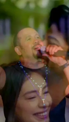 لا قلبي حب إلا إنت قلب ولا يملى عيني يا أغلى حب وأحلى عمر عايشاه سنيني#هشام_عباس #من_الاول_حبيبي_للاخر_حبيبي #أغاني #التسعينات #fyp #fypシ゚viral #foryou 