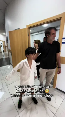 9 yaşında da sünnet olmazsın hani 😄