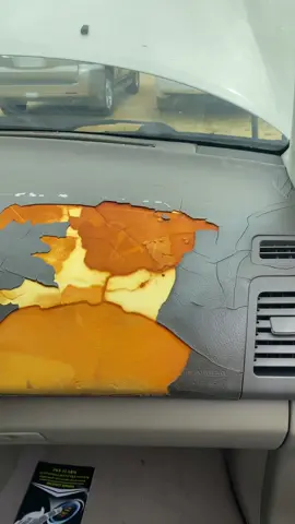 Réparation de tableau de bord gâté 