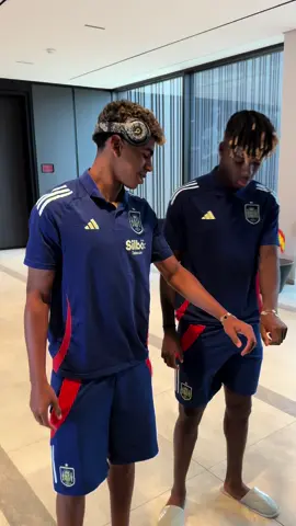 VC for Nico and Lamine #personalshopper #lamineyamal #yamal #lamine #fcbarcelona #nicowilliams #fyp #viral 