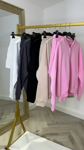 Zip Bomber Jacket & Shorts Combo 🤝🏼 The Perfect Airport Outfit ✈️🔥 Shop 𝙎𝙠𝙮𝙚 Now!!  #fyp #womensclothing #tiktokmademebuyit #discount #coupons #glamdollfashion #airport #airportoutfit #wardrobestaples 