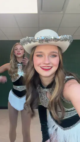 pictures!! #drillteam @Ashlynn❤️ 