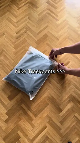 Would you wear them?😍 #nike #streetwear #trackpants #niketech #vintage #style 