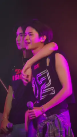 ตี๋โต๋ย 🫡 #thaichayanon #phutatchai @THAI BUS @phutatchai 