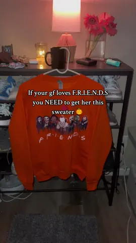Suprise her for Halloween🫡 #sweater #halloween #october #halloweenlook #Friends #netflix #sweatshirt 