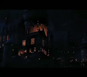 Hogwarts mi hogar ❤️‍🩹 #harrypottertiktok #potterhead  #harrypotteredit #fyp  #harrypotter #paratiiiiiiiiiiiiiiiiiiiiiiiiiiiiiii #viralvideo #sad #hogwarts  @TikTok 