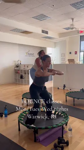 BOUNCE classes Mon, Tues, Wed nights in Warwick, RI ✨ #trampolineclass #rebounding #trampolineworkout #fitnessstudio #rhodeisland 