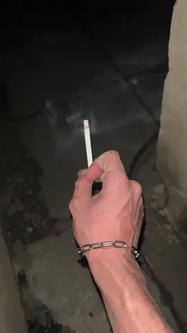 مادري وين انطي الوجه  كلبي عليه نار