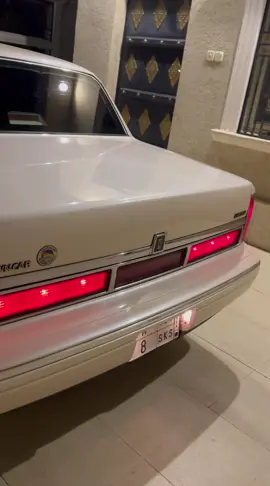 تاون كار 🧡 #كلاسيك #تاون_كار #لوحة #لوحة #لوحة_مميزة #لوحات_مميزة #امريكي #جمس #سيارات_للبيع #سارات #مميز #حايل #حائل #حايلنا #حايلندا #قروب_كلاسيك #جديد #جي_كلاس #رنج_روفر 