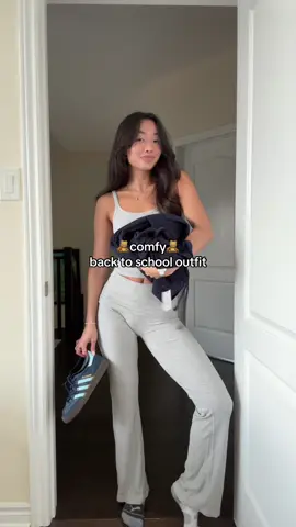 an all blue moment😙 #school #comfy #outfit #fashion #style #fyp 
