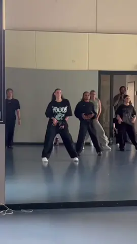 Choreo: @michelle 🔥 #timbaland #choreography #fy