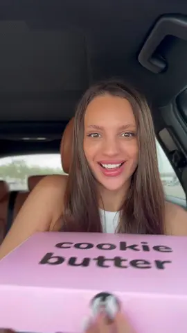 @cookiebutter.ae JUST WOWW!!! 😍😍they were so fresh and rich in taste first time ever trying something like this in dubai  my order: - funfetti - red velvet cupcake  - campfire s’mores - chewy twix - citrusy lemon  - og choco chip  they deliver all over UAE📍 u can follow them on insta: @cookiebutter.ae whatsapp number  0503102833